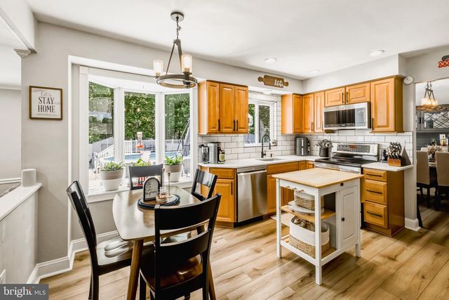 28 ARGO DR, Sewell, NJ 08080
