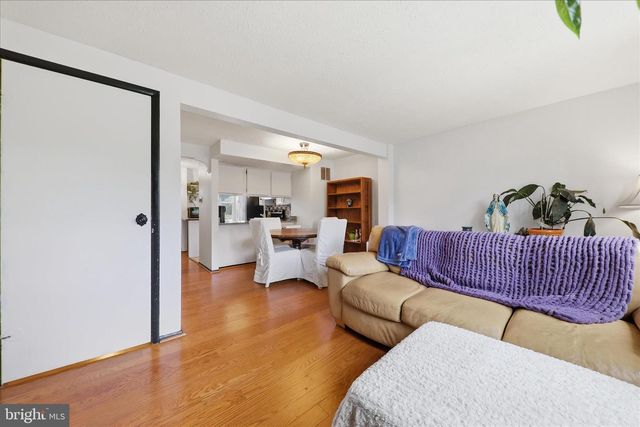 3 VALLEY PARK CT, Damascus, MD 20872
