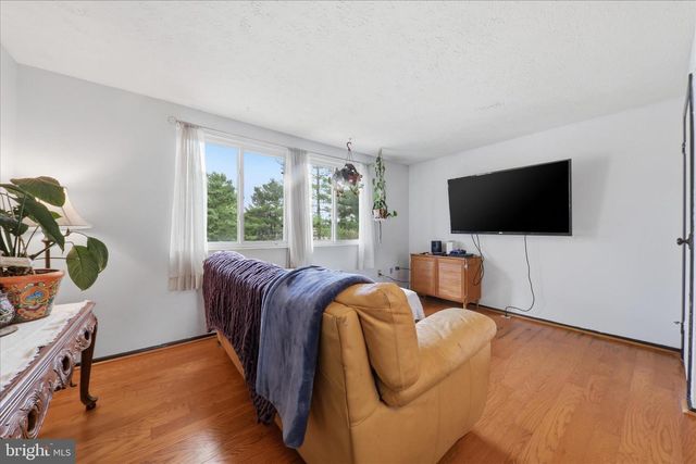 3 VALLEY PARK CT, Damascus, MD 20872