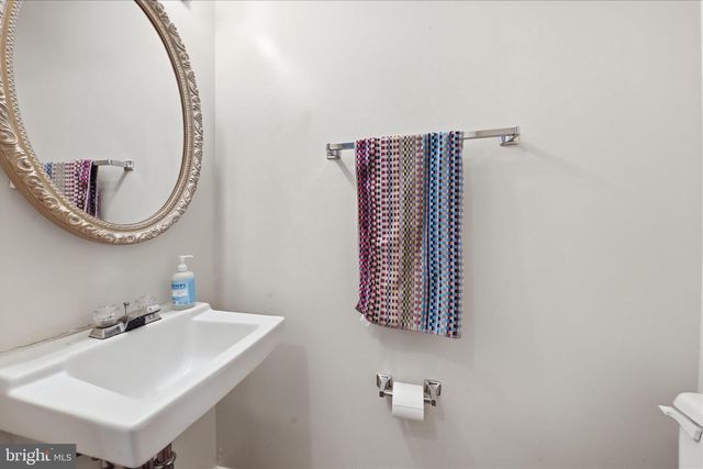 3 VALLEY PARK CT, Damascus, MD 20872