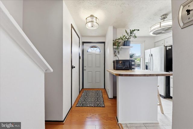 3 VALLEY PARK CT, Damascus, MD 20872