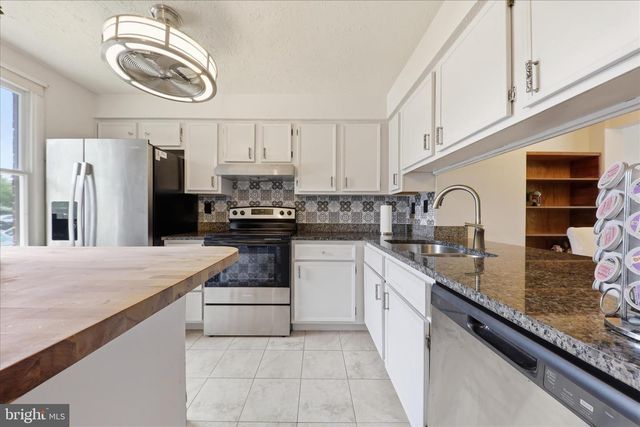 3 VALLEY PARK CT, Damascus, MD 20872