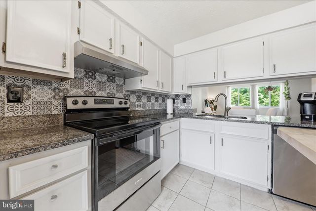 3 VALLEY PARK CT, Damascus, MD 20872