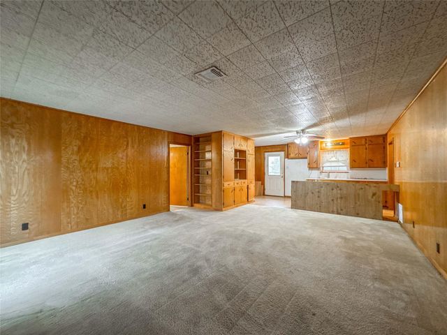 1045 12th Street, Dickinson, TX 77539