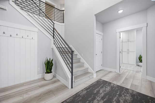 1313 N Rd 59, Pasco, WA 99301