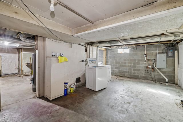 1131 23rd Street, Des Moines, IA 50311