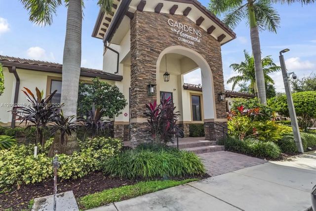15413 SW 116th Terrace, Miami, FL 33196