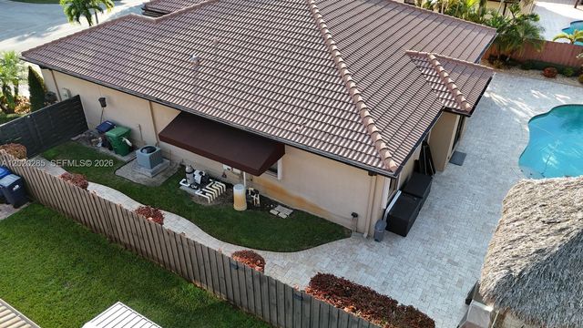 15413 SW 116th Terrace, Miami, FL 33196