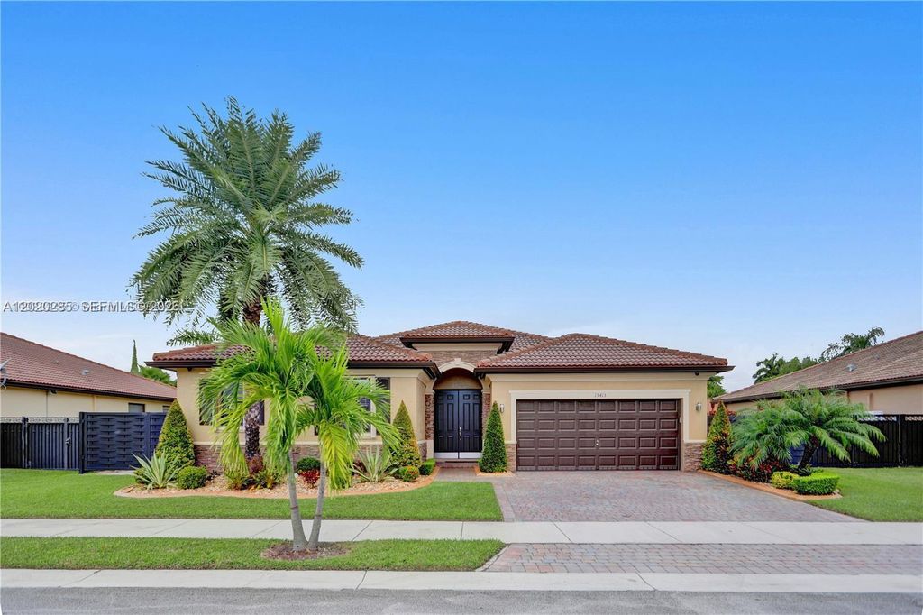 15413 SW 116th Terrace, Miami, FL 33196