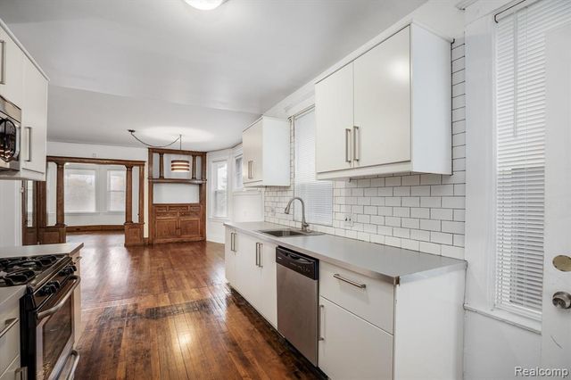 310 Hendrie Street, Detroit, MI 48202