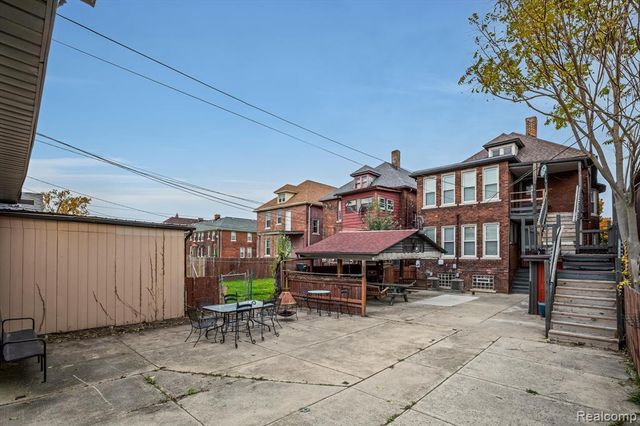 310 Hendrie Street, Detroit, MI 48202