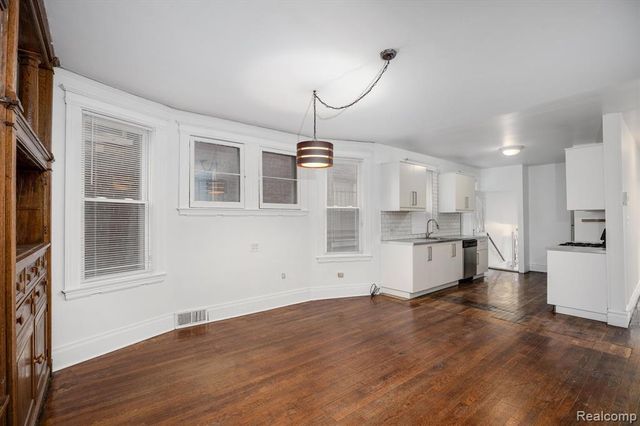 310 Hendrie Street, Detroit, MI 48202