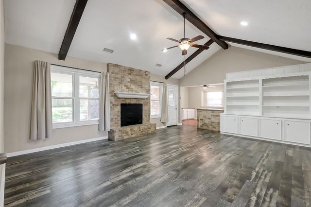 1218 Glouchester Lane, Houston, TX 77073