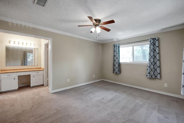 1218 Glouchester Lane, Houston, TX 77073