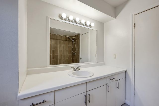 1218 Glouchester Lane, Houston, TX 77073