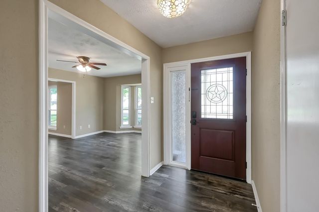 1218 Glouchester Lane, Houston, TX 77073