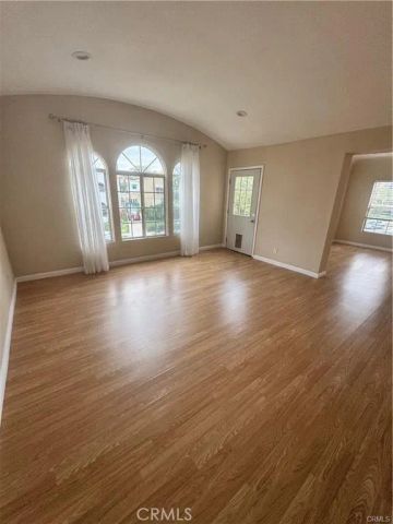 1046 S Citrus Avenue, Los Angeles, CA 90019