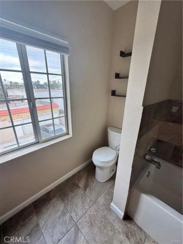 1046 S Citrus Avenue, Los Angeles, CA 90019