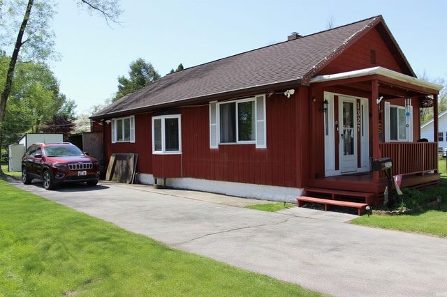 1327 Mcpherson Street, Elkhart, IN 46514