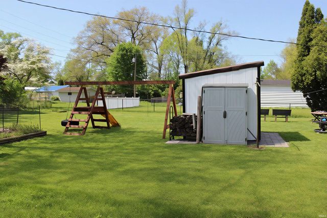 1327 Mcpherson Street, Elkhart, IN 46514