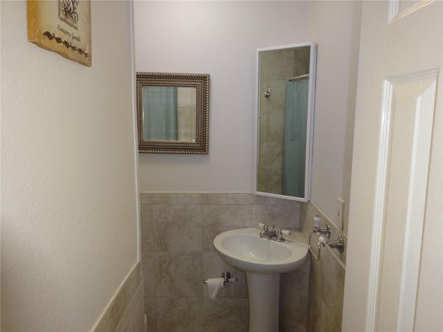 31 SE 13th Street 1-2, Dania Beach, FL 33004