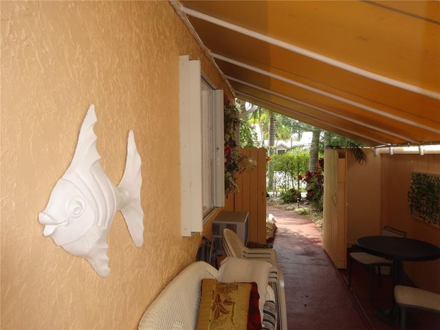 31 SE 13th Street 1-2, Dania Beach, FL 33004