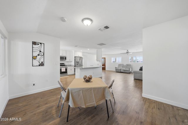 10538 W BOLIVAR Drive, Sun City, AZ 85351