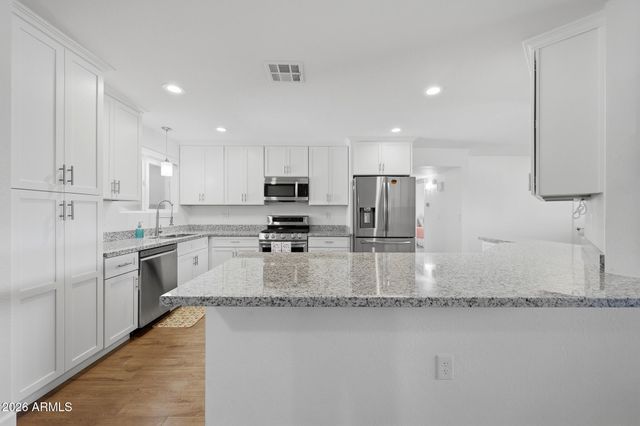 10538 W BOLIVAR Drive, Sun City, AZ 85351