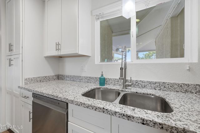 10538 W BOLIVAR Drive, Sun City, AZ 85351