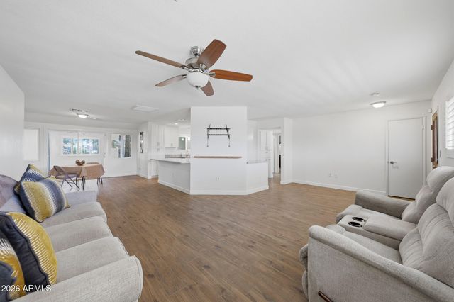 10538 W BOLIVAR Drive, Sun City, AZ 85351