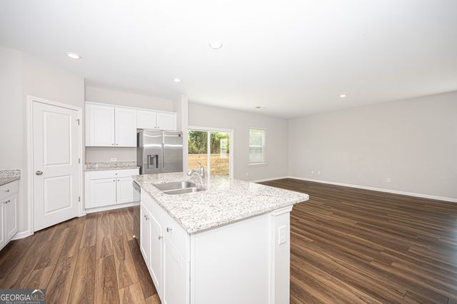 76 Blue River Court, Pendergrass, GA 30567