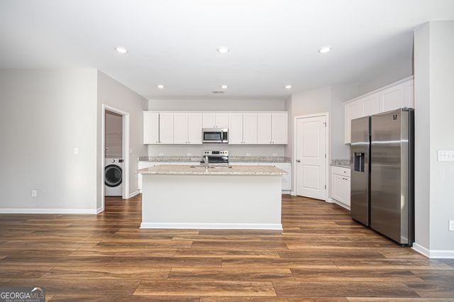 76 Blue River Court, Pendergrass, GA 30567