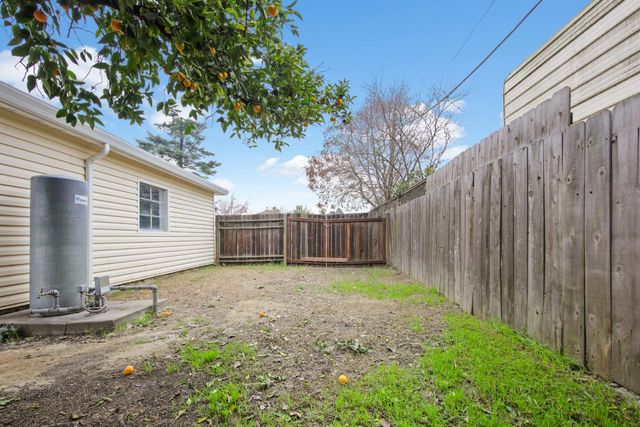 3425 N Kirk St, Stockton, CA 95204