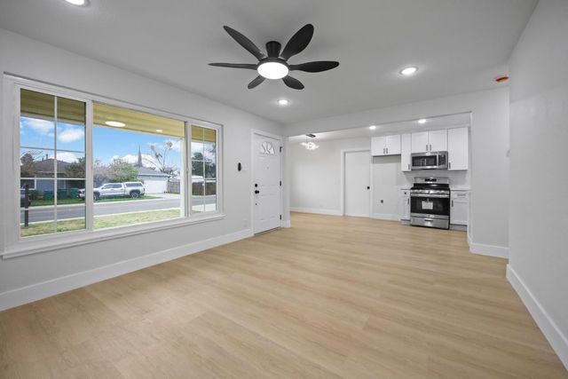 3425 N Kirk St, Stockton, CA 95204