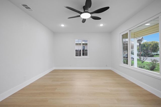 3425 N Kirk St, Stockton, CA 95204