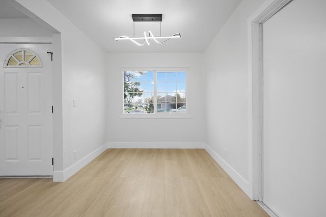 3425 N Kirk St, Stockton, CA 95204