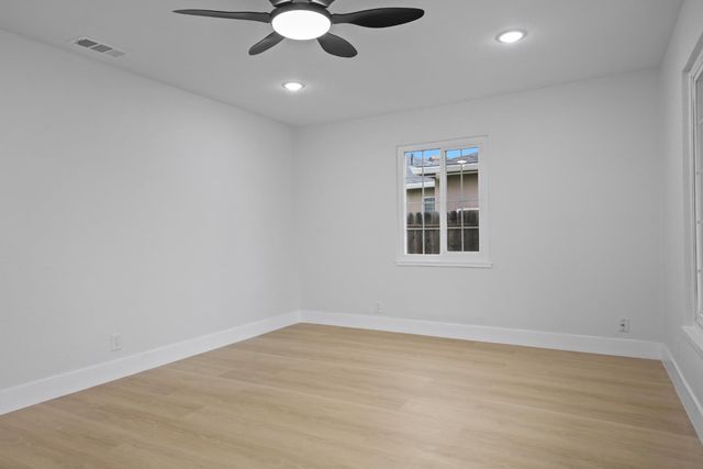 3425 N Kirk St, Stockton, CA 95204