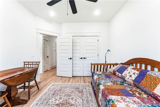 6 Drayton Lane, Bella Vista, AR 72715