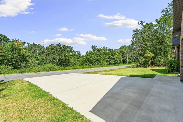 6 Drayton Lane, Bella Vista, AR 72715