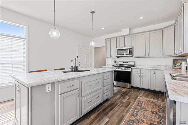 1717.99 E PHILADELPHIA, Rapid City, SD 57701