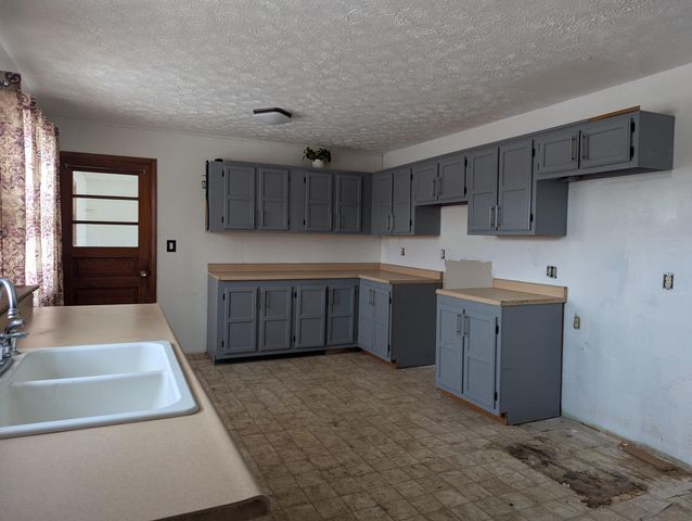 3169 NW Prairie Road 3169 NW Prairie Road, Washington Court House, OH 43160