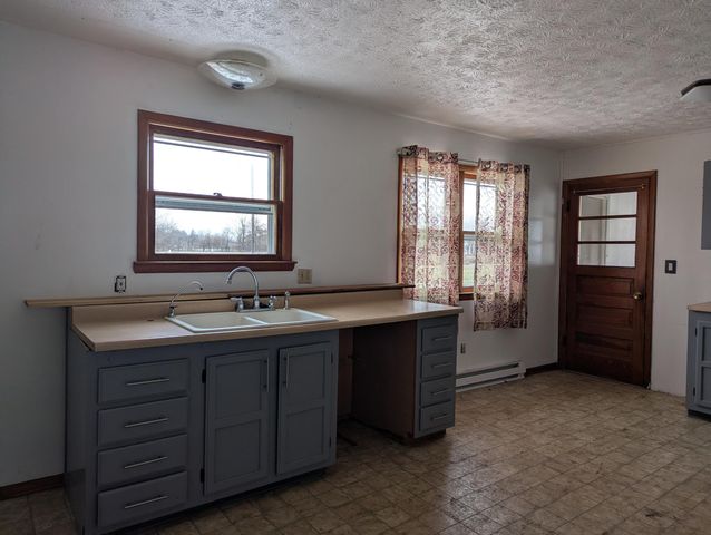 3169 NW Prairie Road 3169 NW Prairie Road, Washington Court House, OH 43160