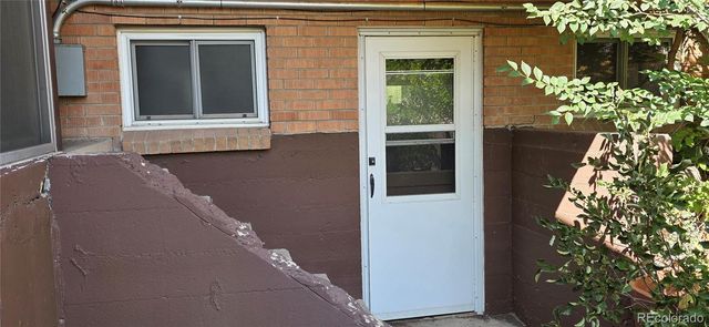 1260 Saulsbury Street, Lakewood, CO 80214