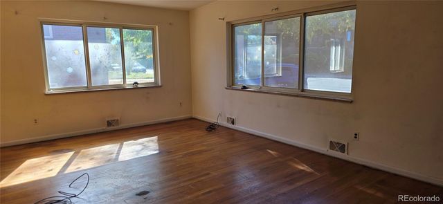 1260 Saulsbury Street, Lakewood, CO 80214