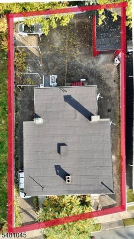 22 Kensington Pl, East Orange City, NJ 07017