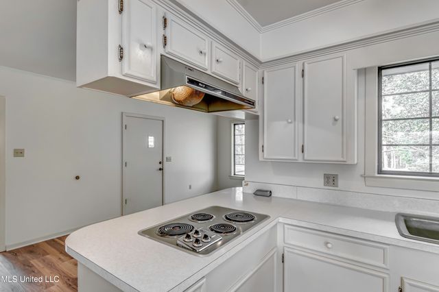 632 NW Second Avenue, Magee, MS 39111