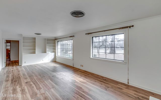 632 NW Second Avenue, Magee, MS 39111