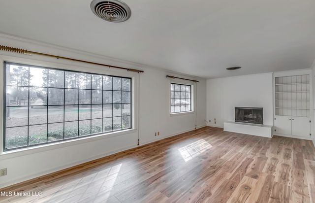 632 NW Second Avenue, Magee, MS 39111