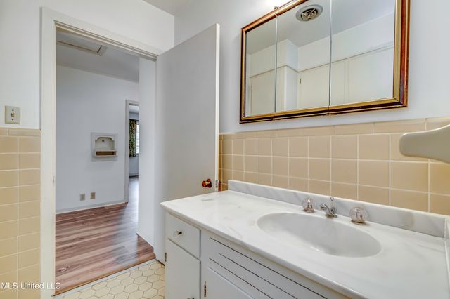 632 NW Second Avenue, Magee, MS 39111