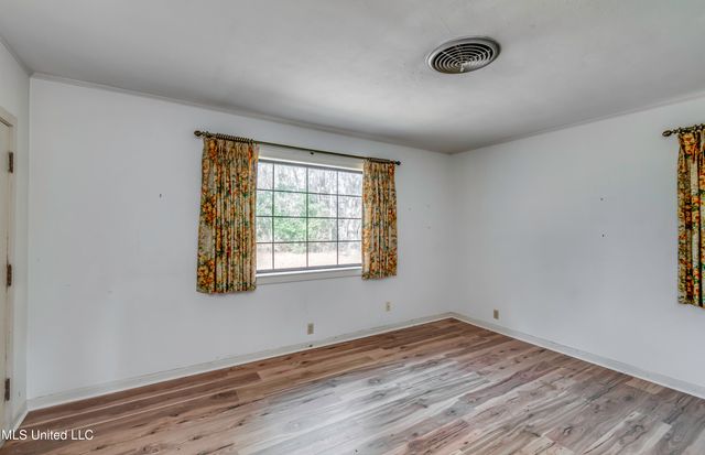 632 NW Second Avenue, Magee, MS 39111